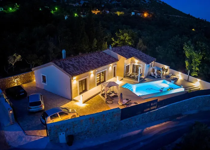 Awesome In Starigrad Paklenica